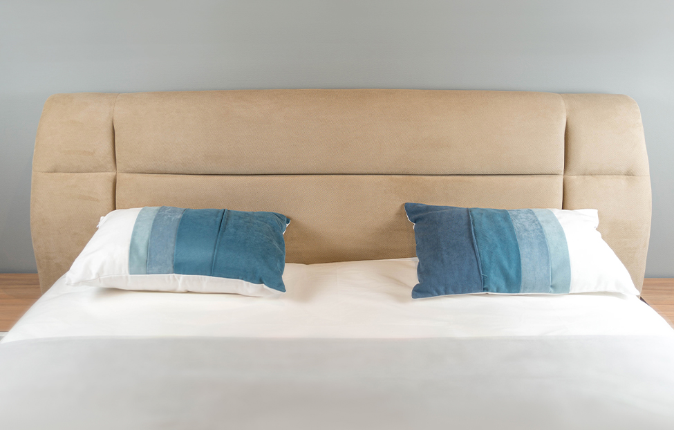 Двуспальные кровати - изображение №4 "Кровать мягкая Анри"  на www.Angstrem-mebel.ru